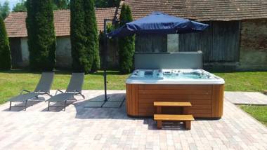 Almafás Apartmanház Őrség