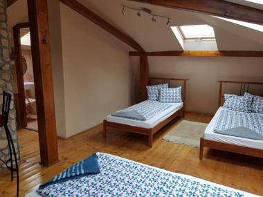 Folyóka Vendégház