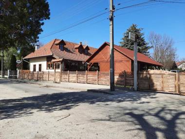 Hat Testvér Fogadó