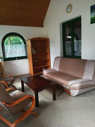 Zöld Oliva Apartman