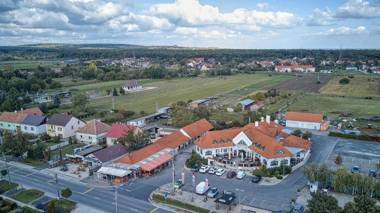 Tercia Kópháza Panzió B