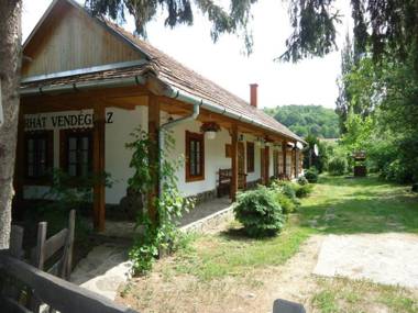 Cserhát Guesthouse