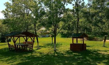 Akácliget Vendégház és Major