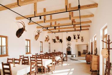 GLASHÜTTE Kisújbánya Vadászház