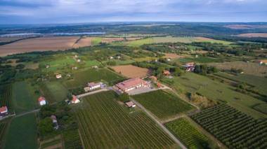 Ebner Pince - Panzió