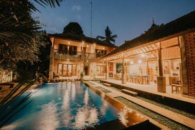 Pukakoo Villa by Supala