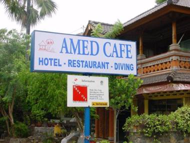 Amed Cafe & Bungalow