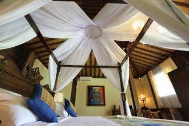 Shanti Natural Panorama View Hotel