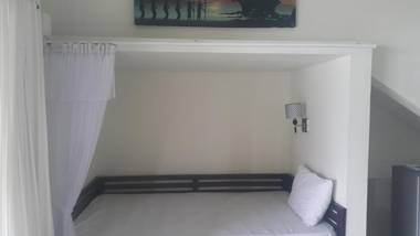 Solaluna Beach Homestay