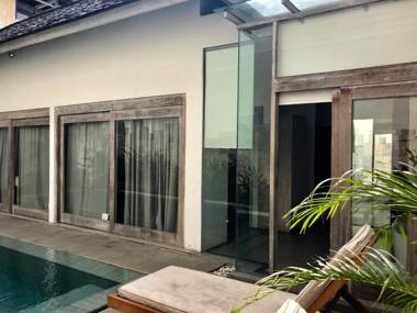 Zoe Villa Canggu Bali