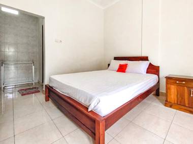 KoolKost near Benoa Square