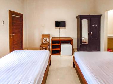 KoolKost near Benoa Square