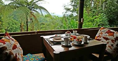 Sang Giri - Mountain Glamping Camp