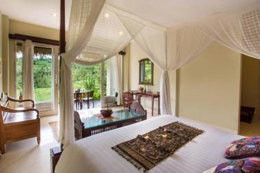 Surya Shanti Villa Sidemen