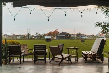 Big Brother Surf Inn