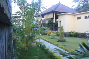 Bintang Beach Villa