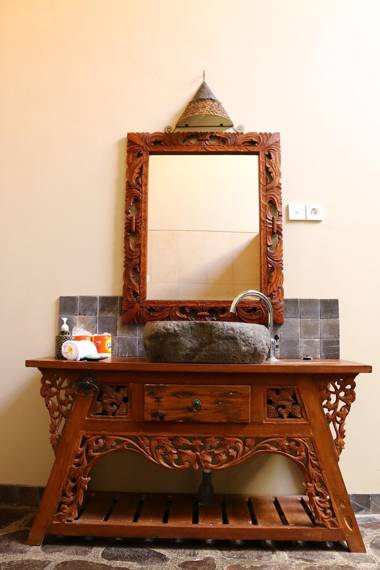 Dolphin at Lovina Beachhouse Villas