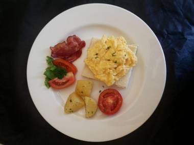 Yana Villas Kemenuh by Pramana Villas