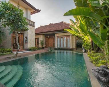 Big Pineapple Villa - 2 Bedroom