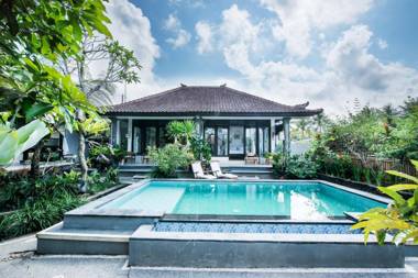 Pondok Anastasia 2 BR Villa with Private Pool