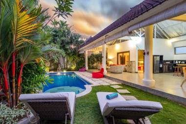 Beautiful 2 Bedroom Villa Private Pool in Seminyak