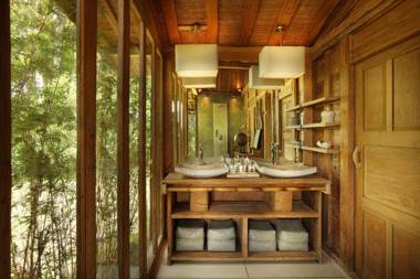 Eco Lodge Tangguntiti Gladak Hindu