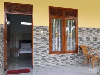 RedDoorz Plus @ Singaraja