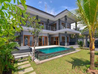 Villa Sean Lovina Bali