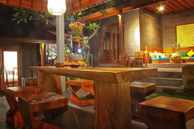 VILLA KICEN ROMANTIC VILLA WITH RICE FIELD VIEW