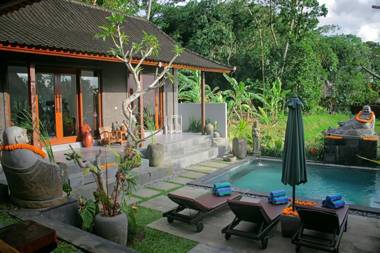 VILLA KICEN ROMANTIC VILLA WITH RICE FIELD VIEW