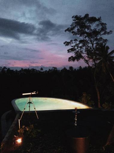 Romantic Bubble Dome Ubud