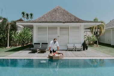 Villa KaRein Paddy Field View Pool VillaCHSE