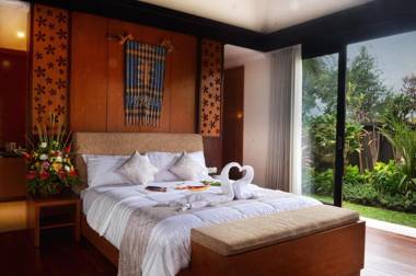 Kori Maharani Villas - Two-bedroom Villa with Private Pool 2