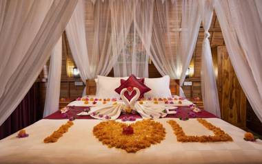 Santen Beach Bungalows