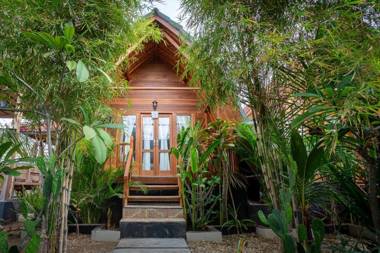 Penida Krusty Hill by ecommerceloka