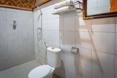 Penida Krusty Hill by ecommerceloka