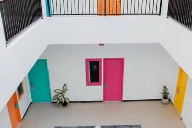 RedDoorz near Garuda Wisnu Kencana 2