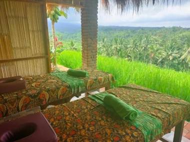 KTS Wanaprasta Resort