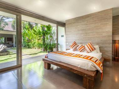 Modern 3 Bedroom Villa - Villa Mia 