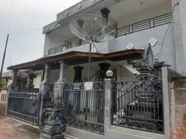 OYO 90810 Ravaya Homestay