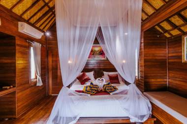 Sunday Huts Lembongan