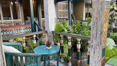 Keris Art Shop and Villa Telaga Wana