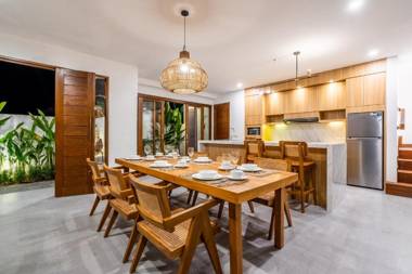 Om Cemagi Beach Villa