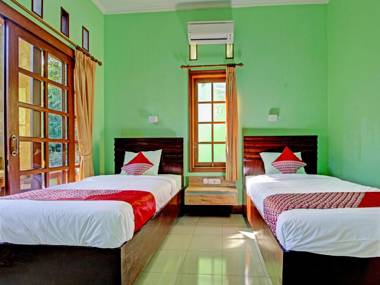 Collection O 91319 Bokashi Lodge