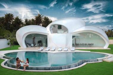 The Cloud Beachfront Villa Bali