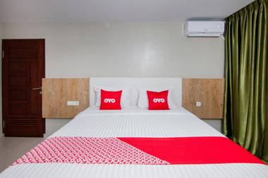 OYO 1677 Gapura Hotel