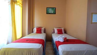 RedDoorz near Mangrove Forest Kupang