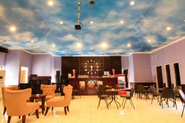 Signature Hotel Cipanas