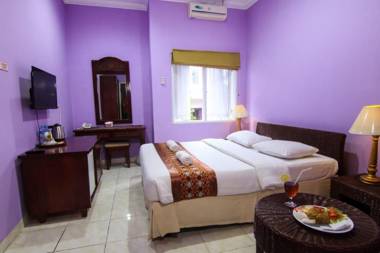 Signature Hotel Cipanas