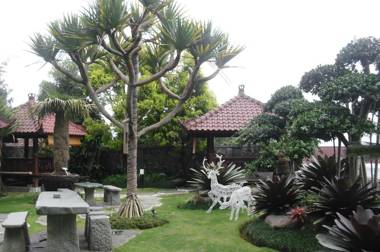 Sturgis Boutique Hotel Cipanas
